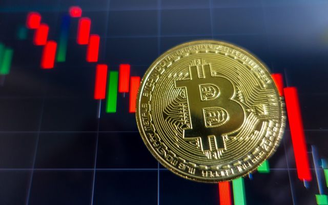Биткоин 200 дневная скользящая средняя welcome to the blockchain the bitcoin song